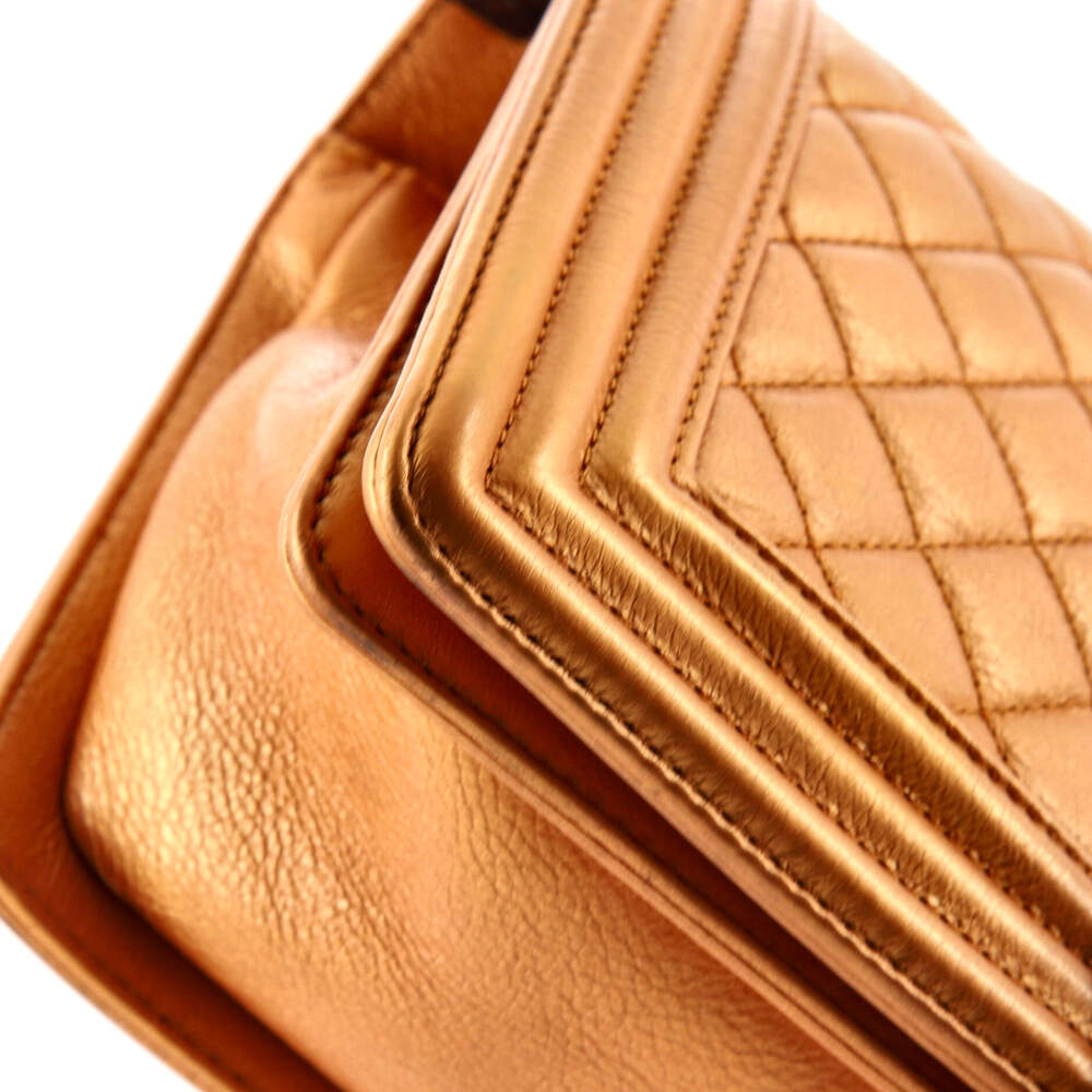Chanel Boy Flap Bag Quilted Metallic #225903C36B - Picture 6 of 7